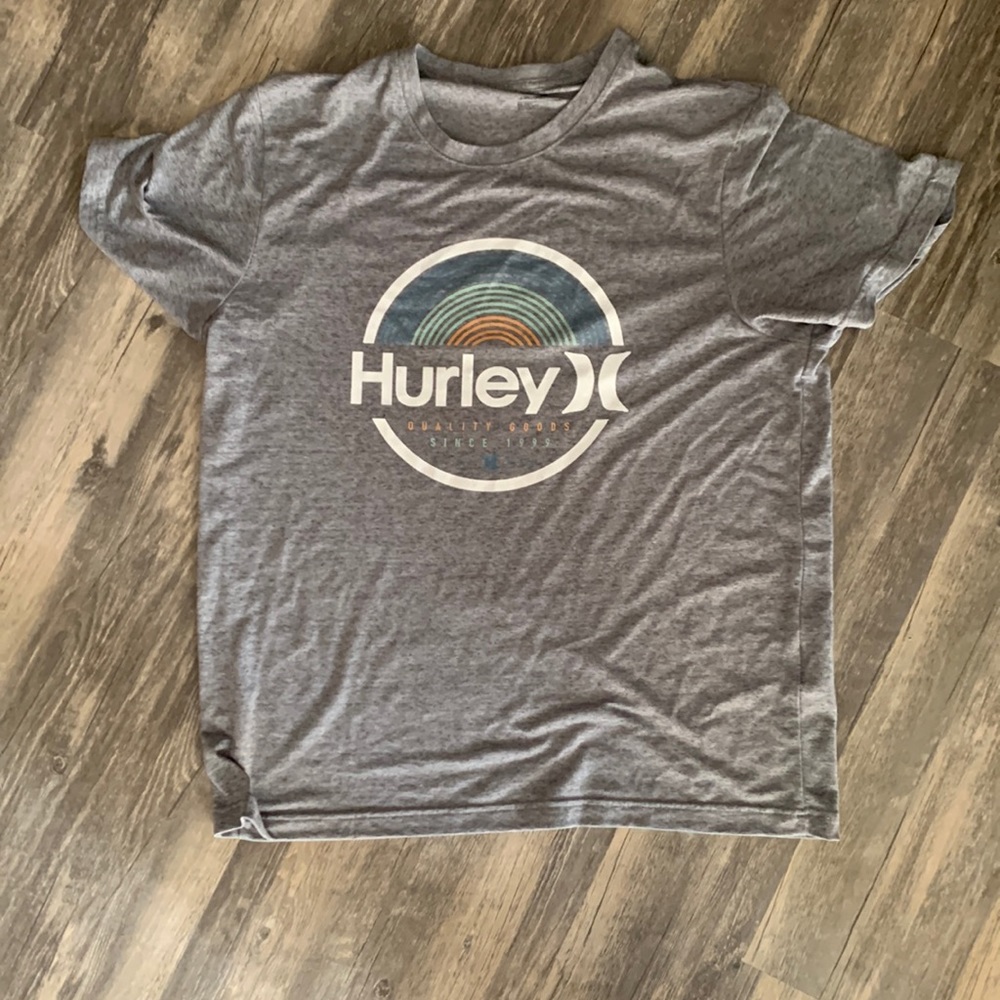 Hurley T-shirt